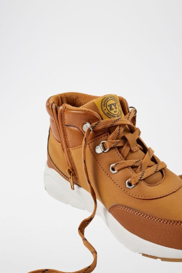 Boot camel – Image 2